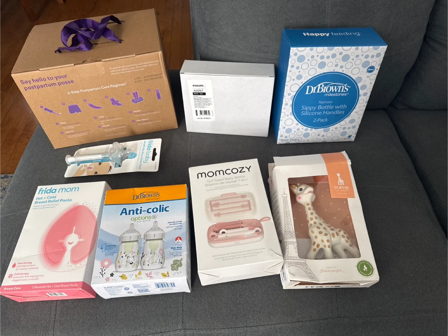 Sophie la Girafe Teether + Frida Mom & Dr. Brown's