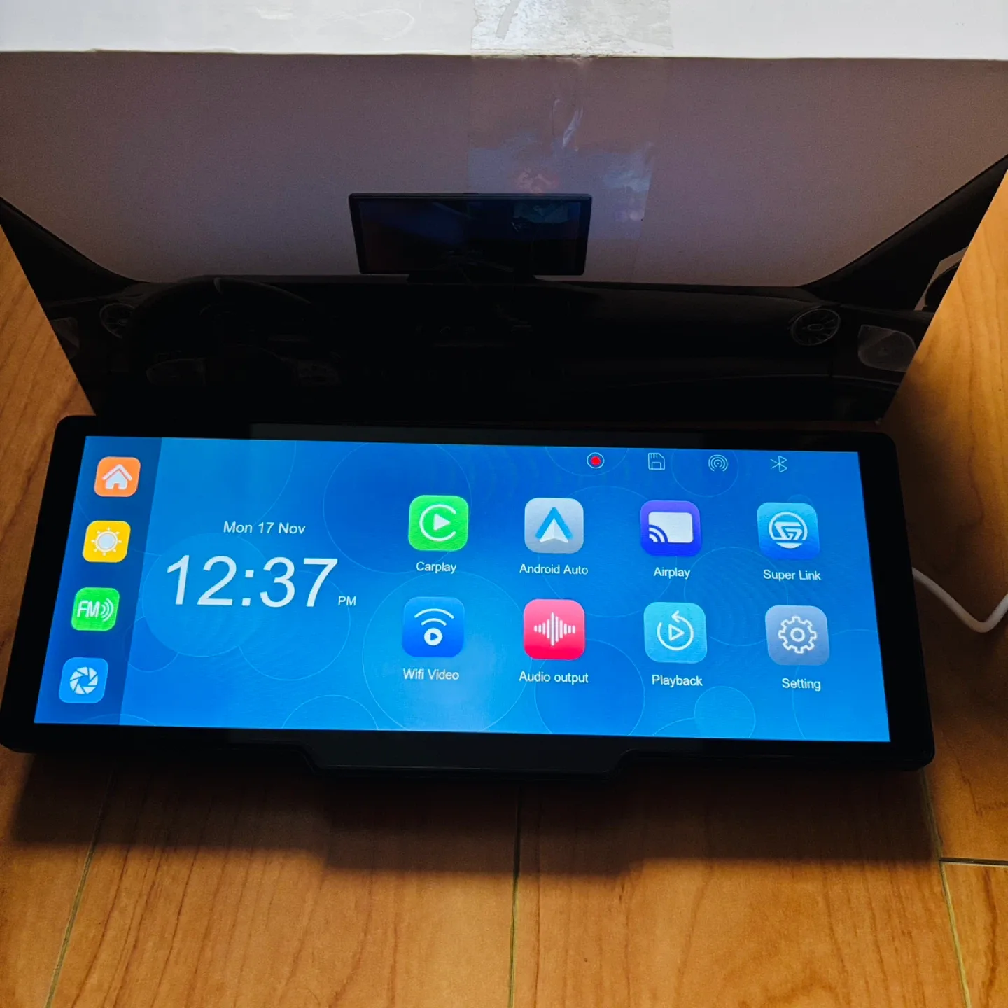 *New* $190 Carplay 10.26 Inch Wireless Portable Screen image indicator(3)