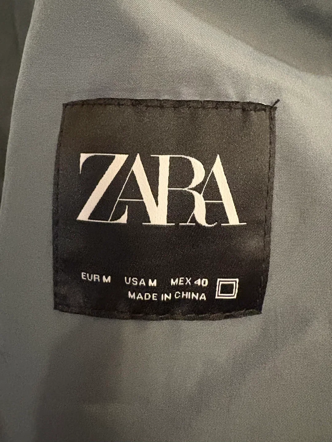 Zara Men’s Grey Lightweight Jacket - Size M image indicator(2)