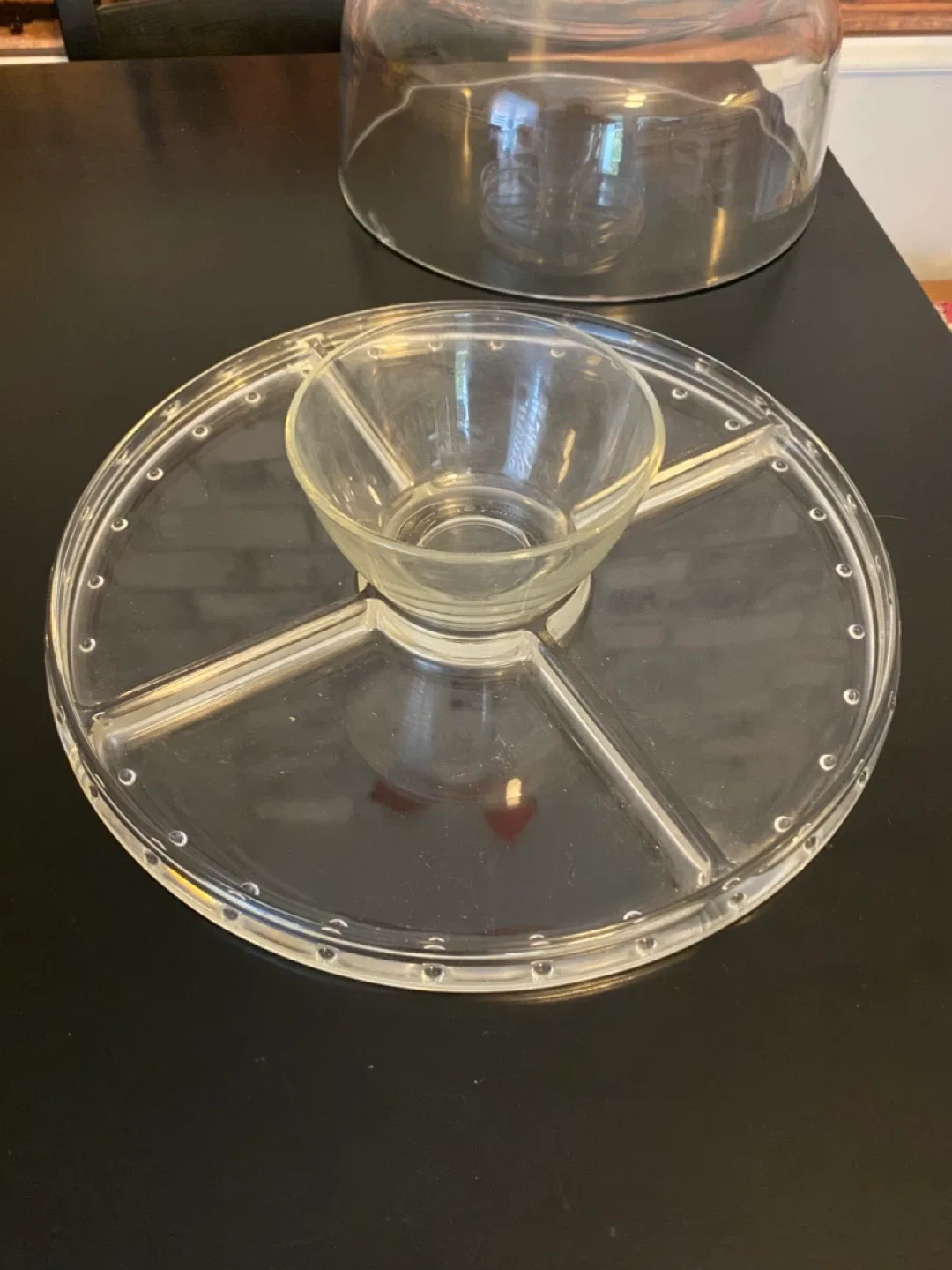 “Gallerie” 4-in-1 Glass Pedestal Cake Stand with Dome Lid! image indicator(4)