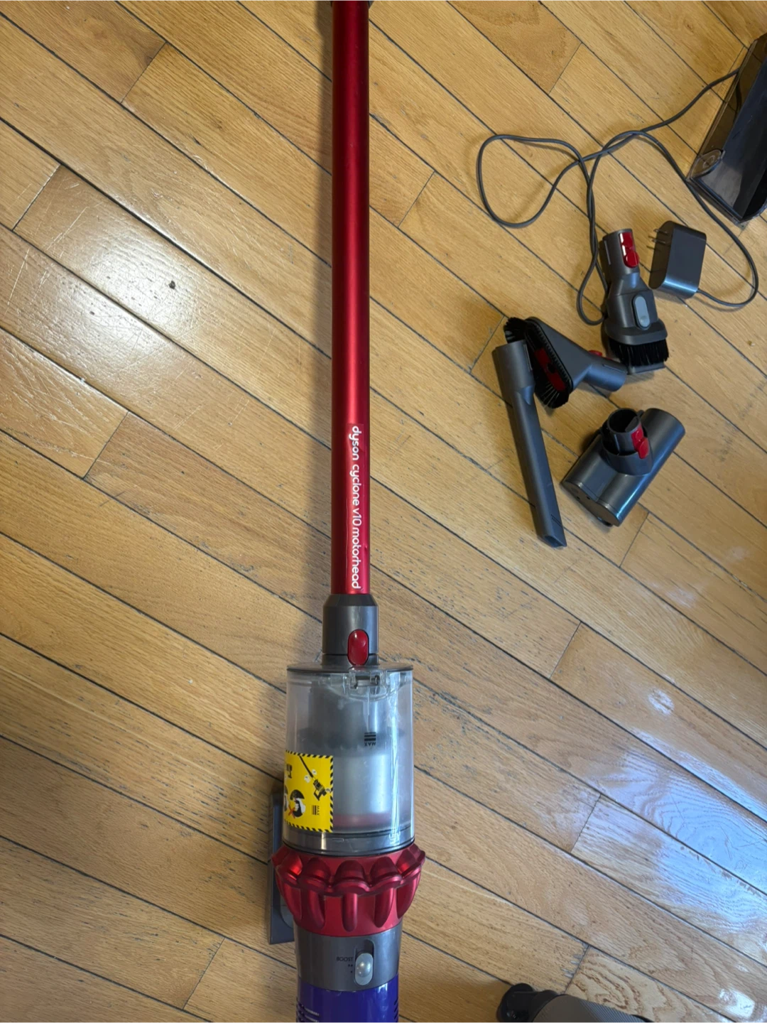 Dyson Cyclone V10 Motorhead Vacuum - photo 2