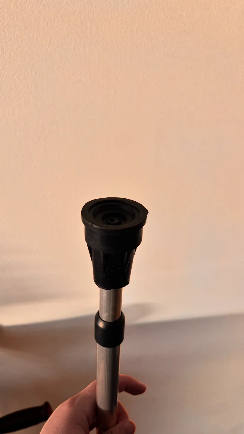 Adjustable Aluminum Crutches - Pair image indicator(4)