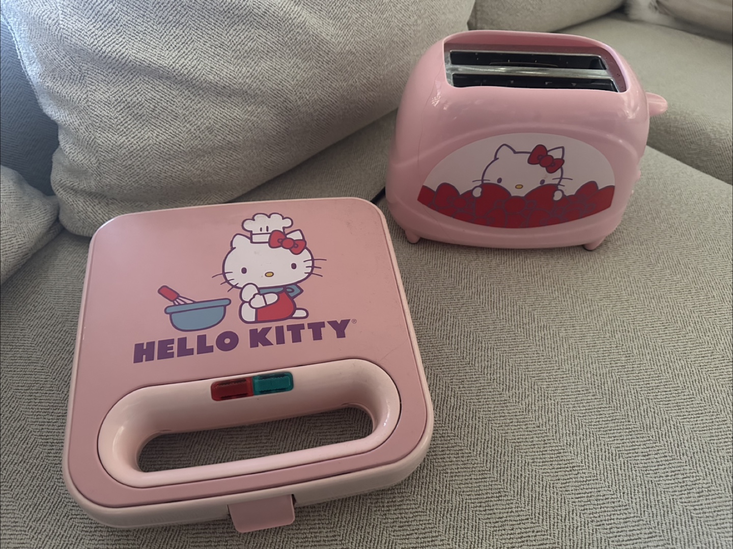 Hello Kitty Toaster & Waffle / Sandwich Maker Set