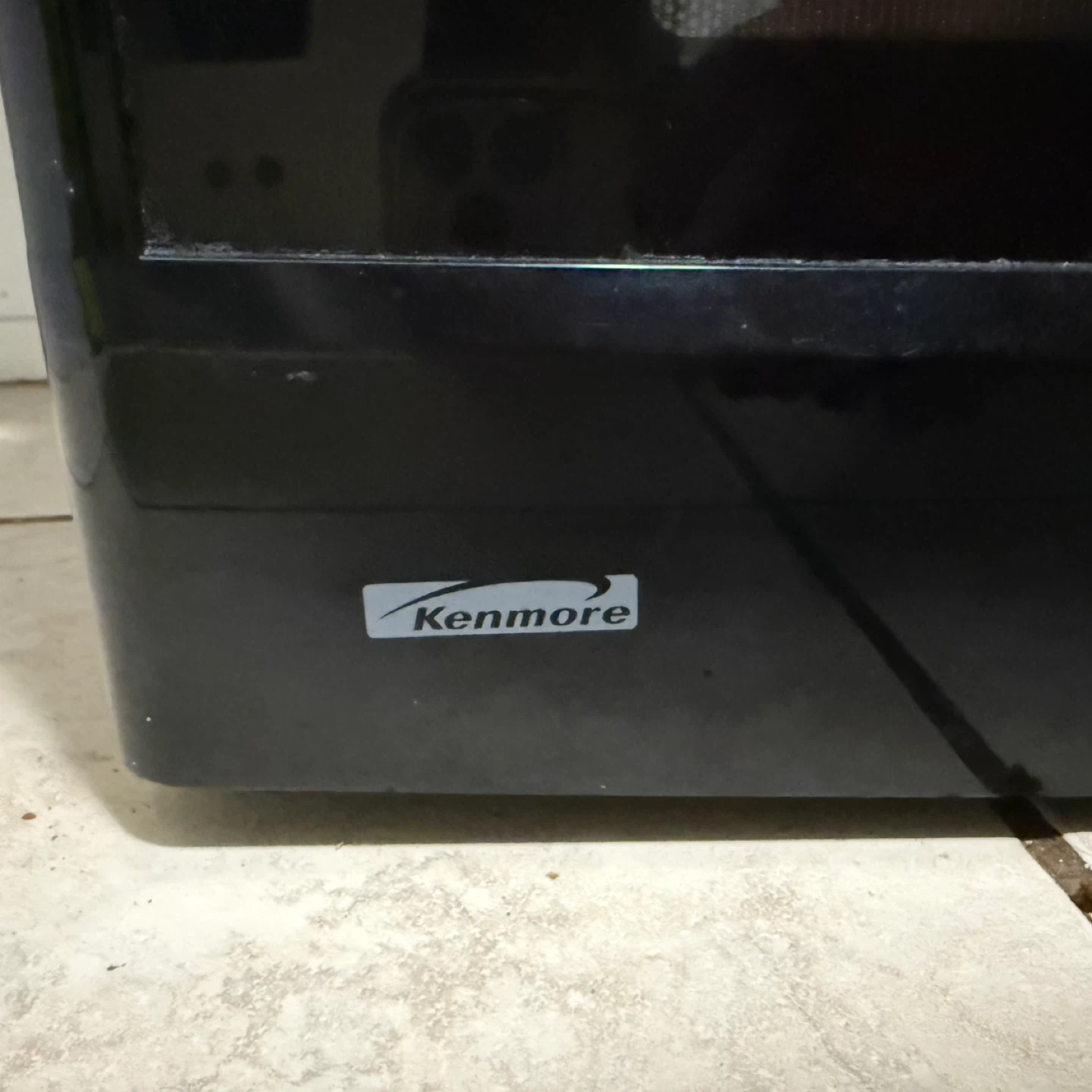 Kenmore Microwave with hood - photo 3
