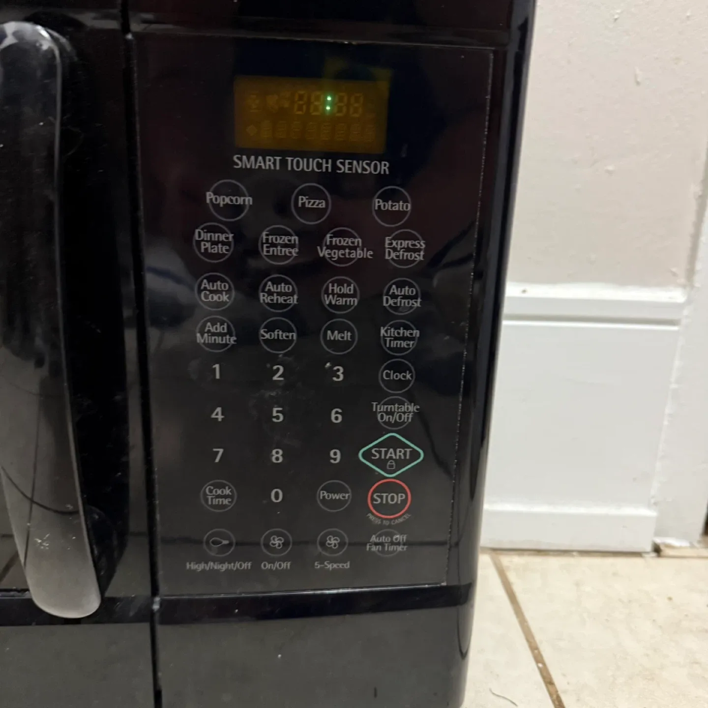 Kenmore Microwave with hood image indicator(2)
