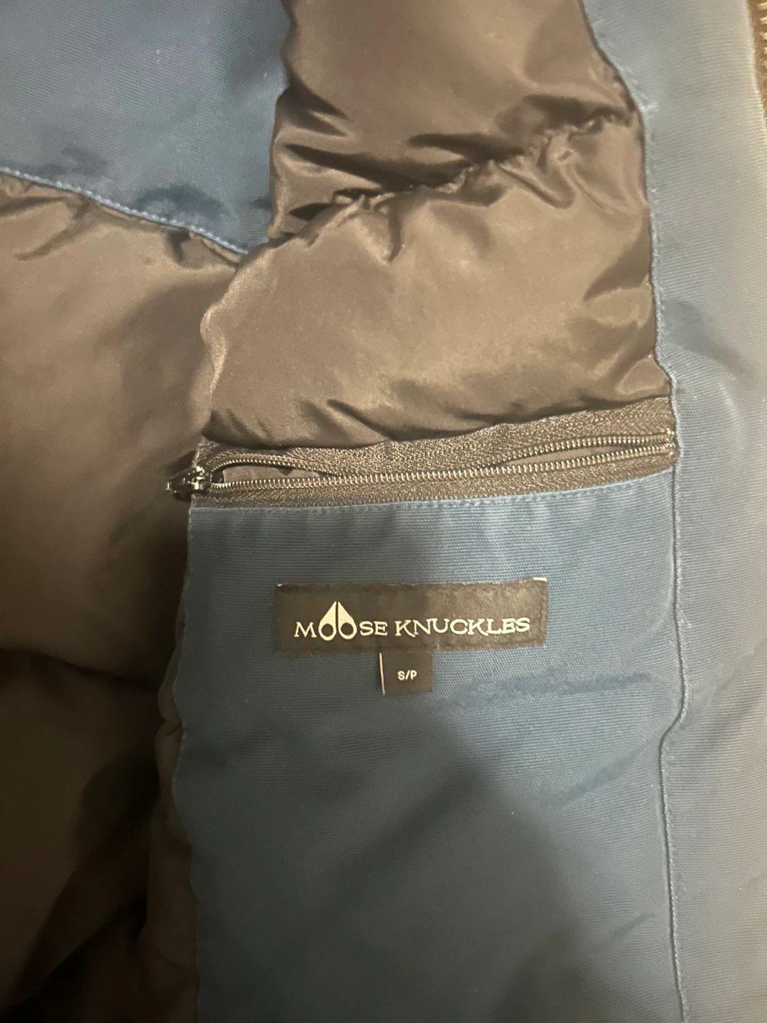 I bought it for 550 and the fur is ruined - photo 4
