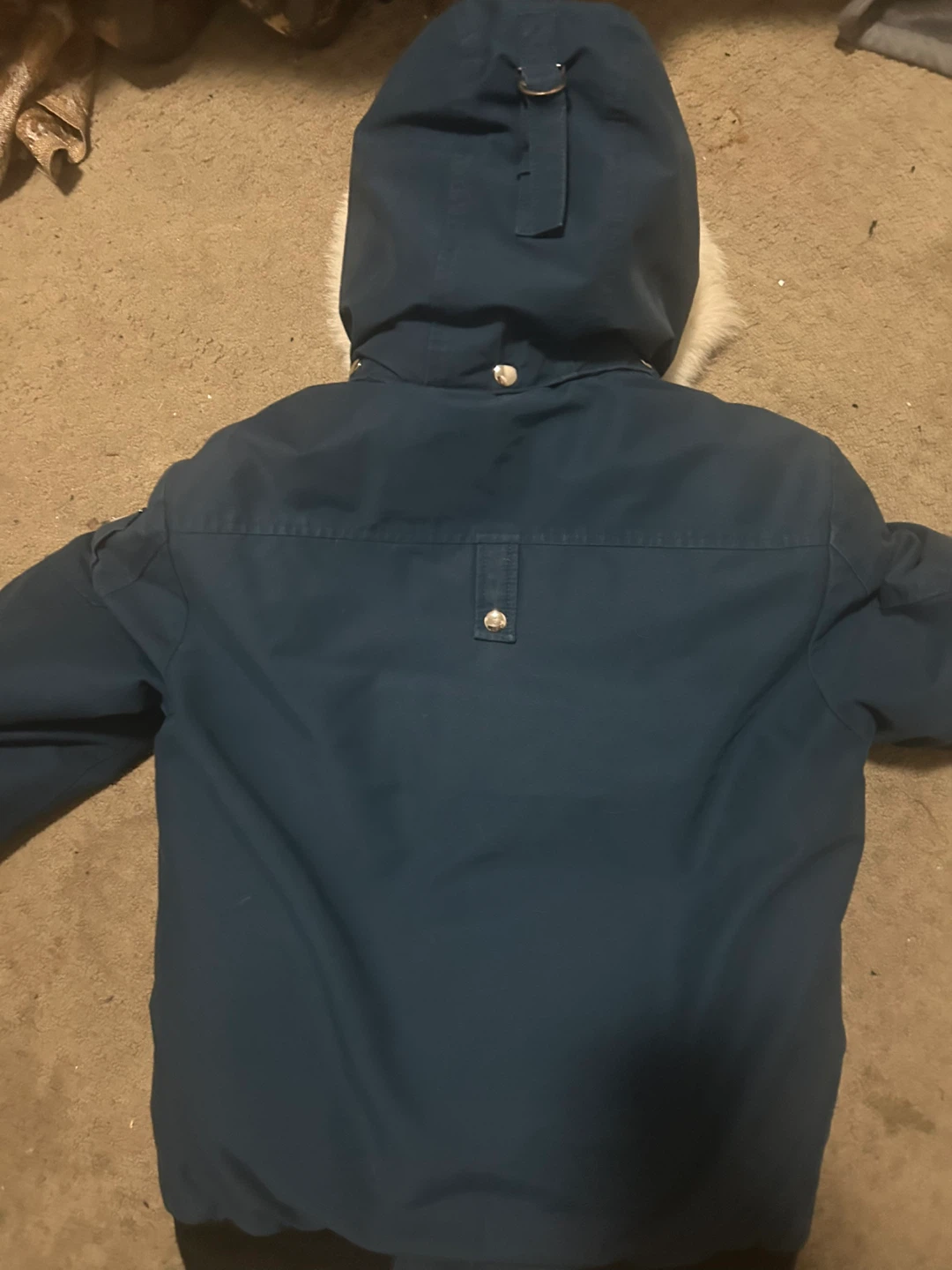 I bought it for 550 and the fur is ruined - photo 2
