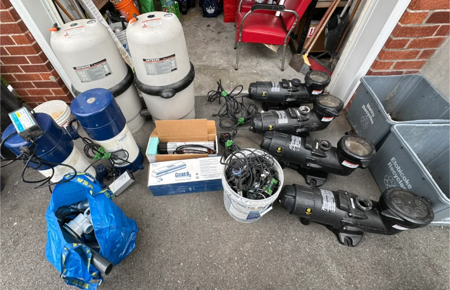 Hayward Pool Filter & Pump Bundle thumbnail