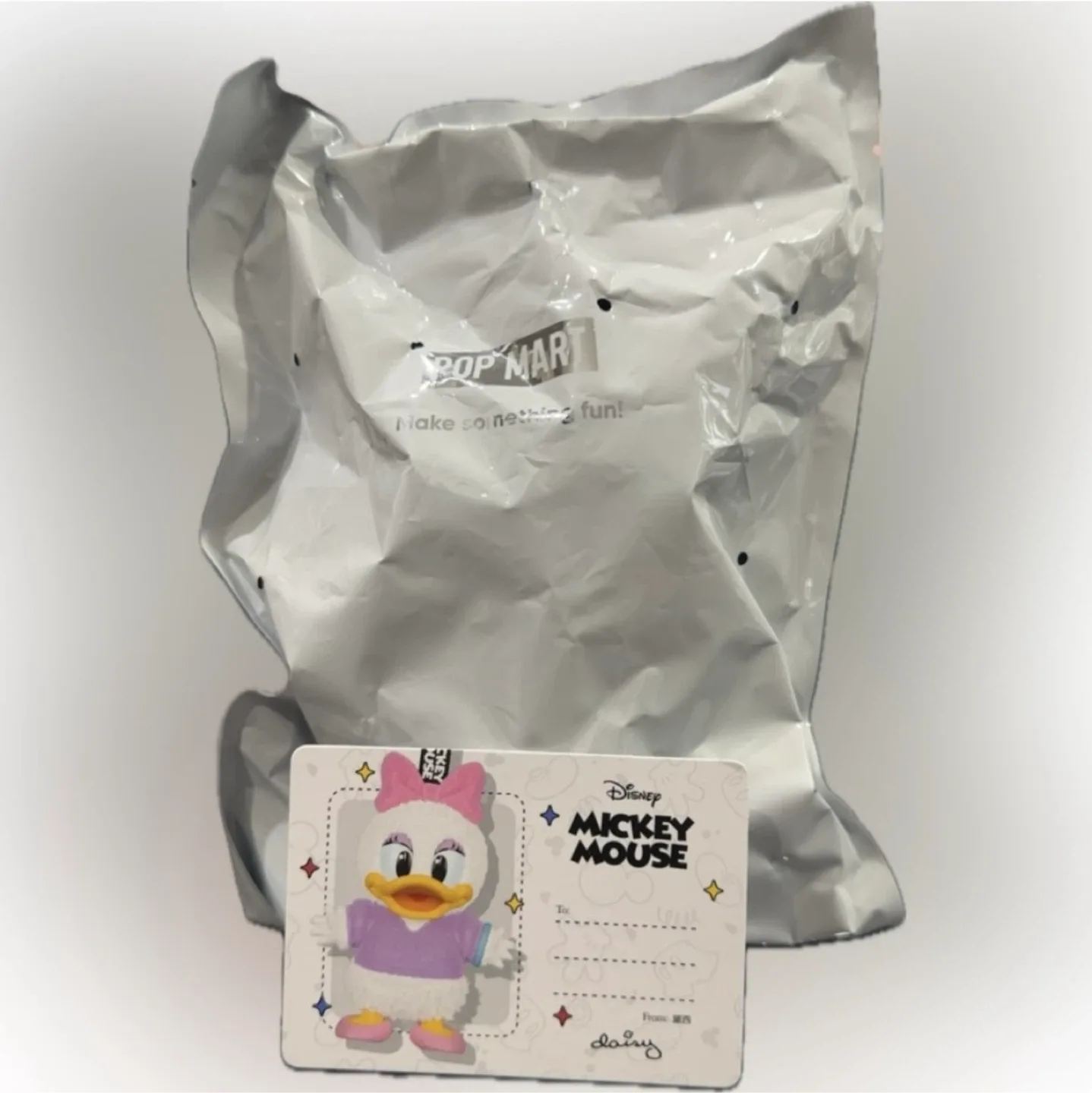 Pop Mart Mickey & Family Cute Together Series | Daisy 🎀 image indicator(2)