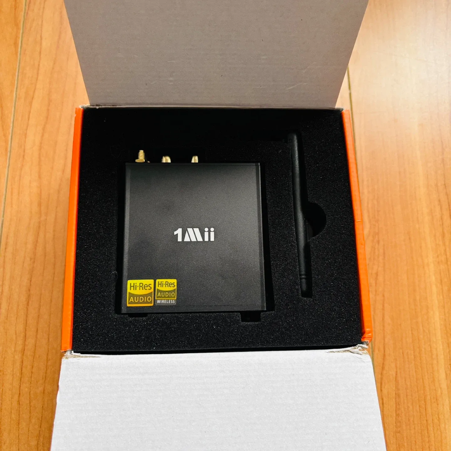 *New* $167 1Mii DS220 HiFi Wireless Audio Adapter image indicator(2)