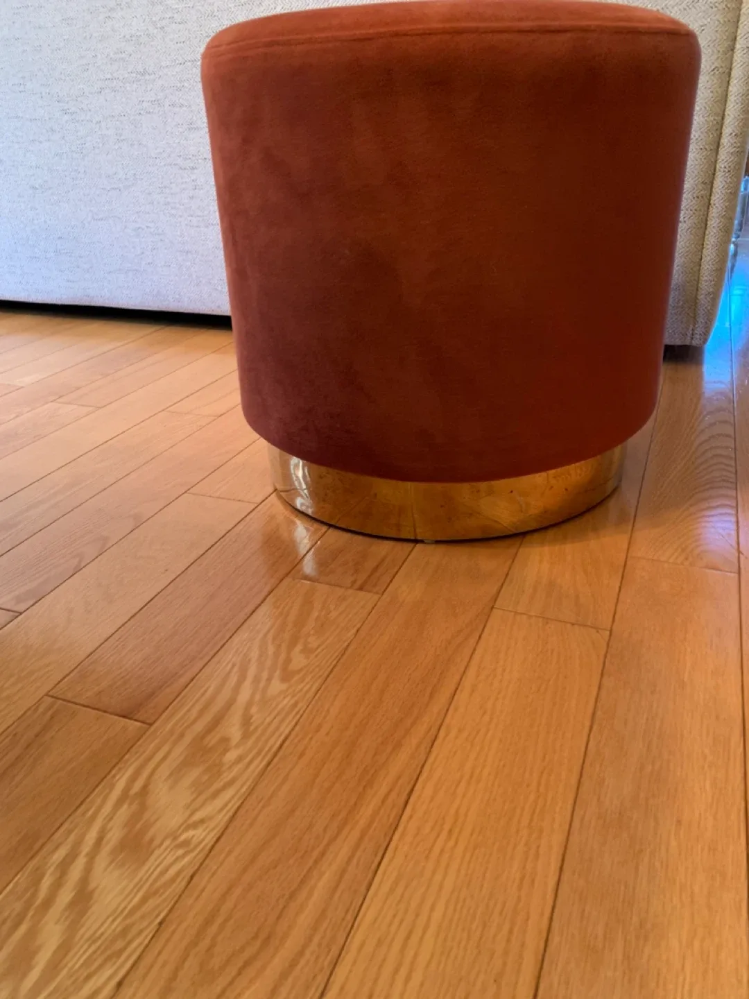 Orange Velvet Ottoman image indicator(2)