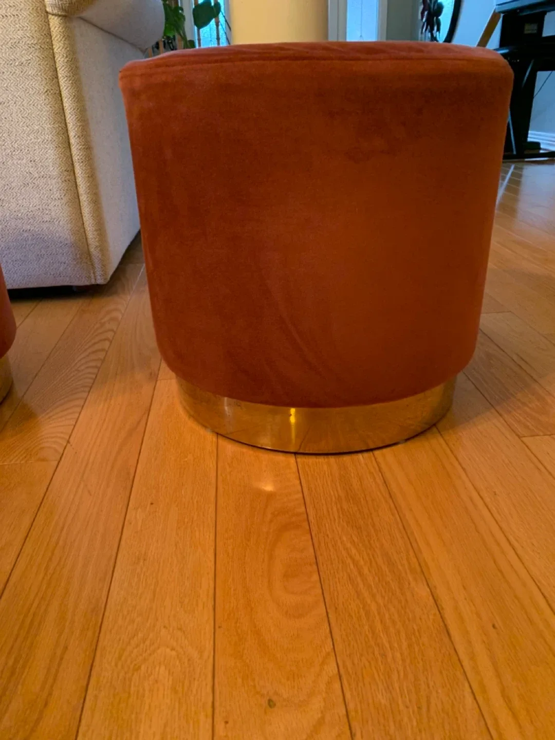 Orange Velvet Ottoman image indicator(3)