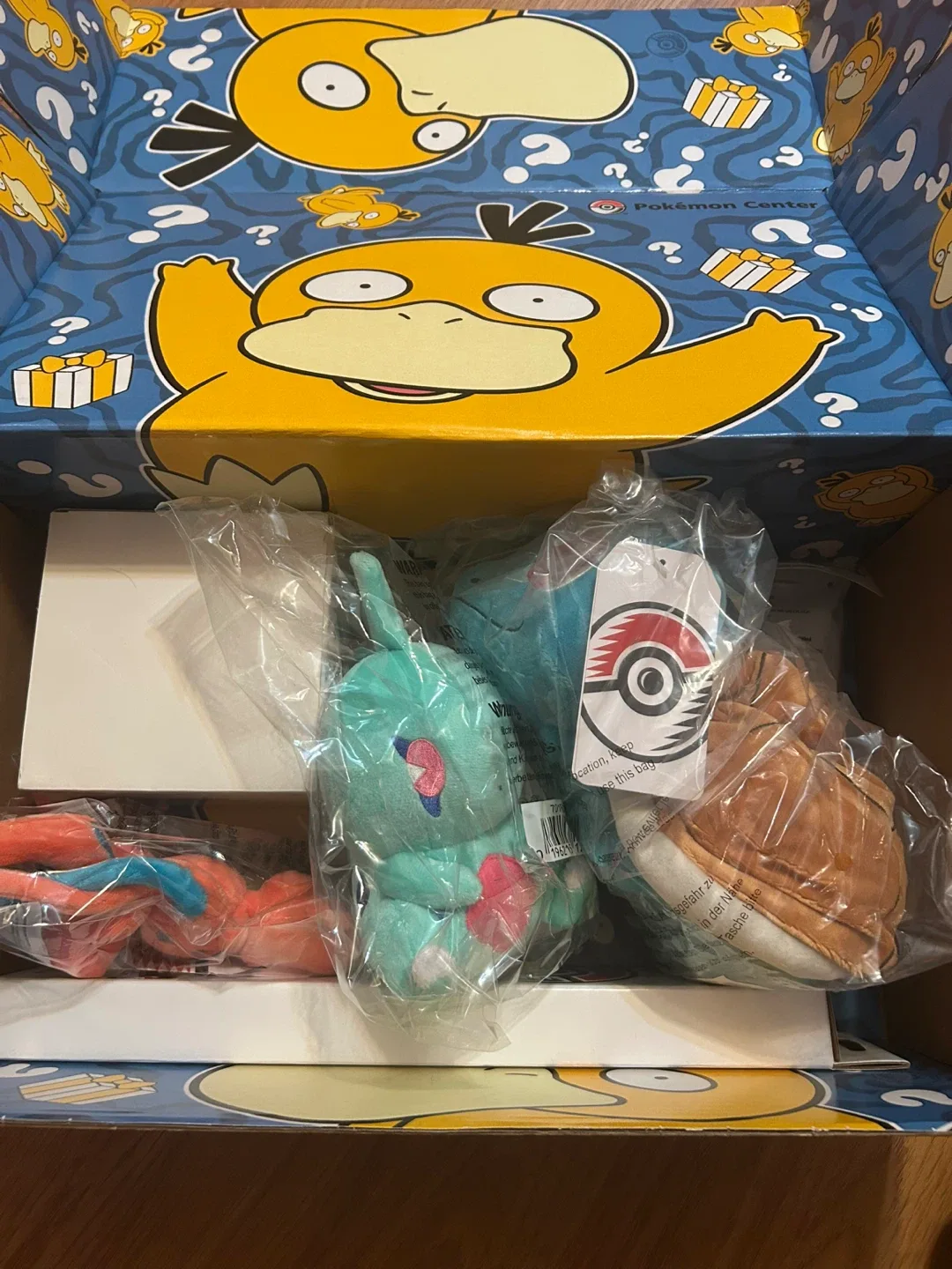 Pokemon special delivery box ( no packs ) thumbnail