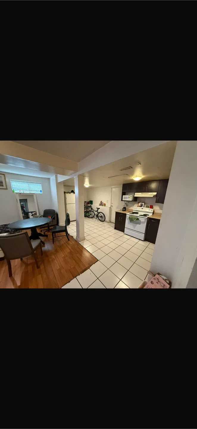 Basement for rent image indicator(5)