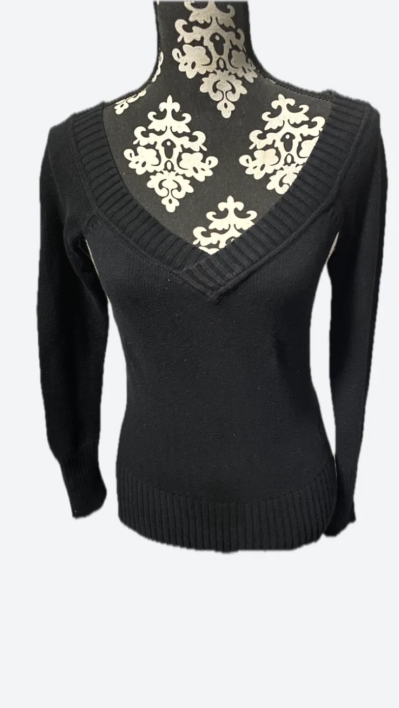 Vintage Y2K Garage Black V-Neck Long Sleeve Sweater