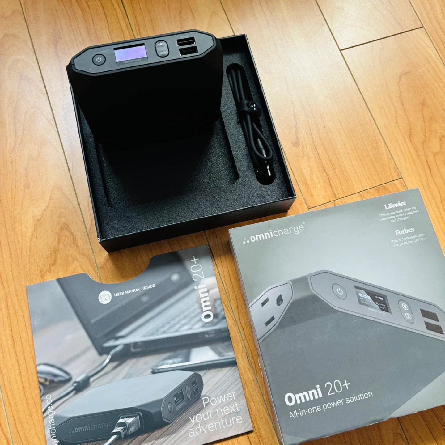 $400 Omnicharge Omni 20+ Power Bank - Like New! image indicator(3)