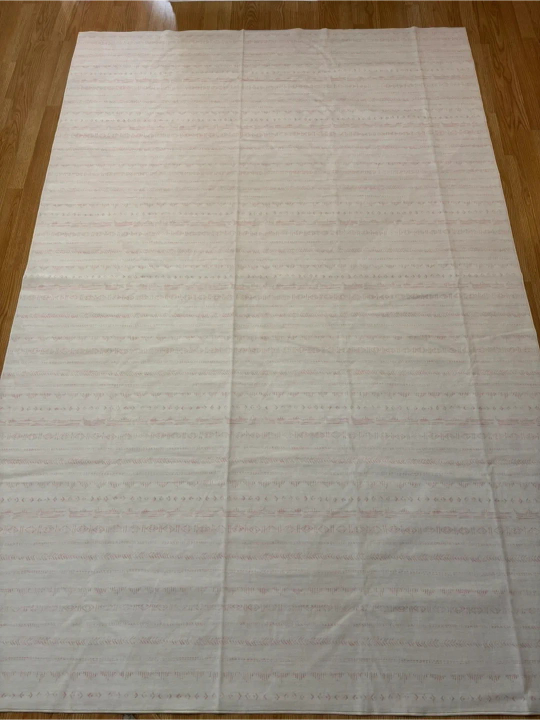 Elegant 6x9 ft Area Rug - Pink, Washable, Non slip image indicator(6)