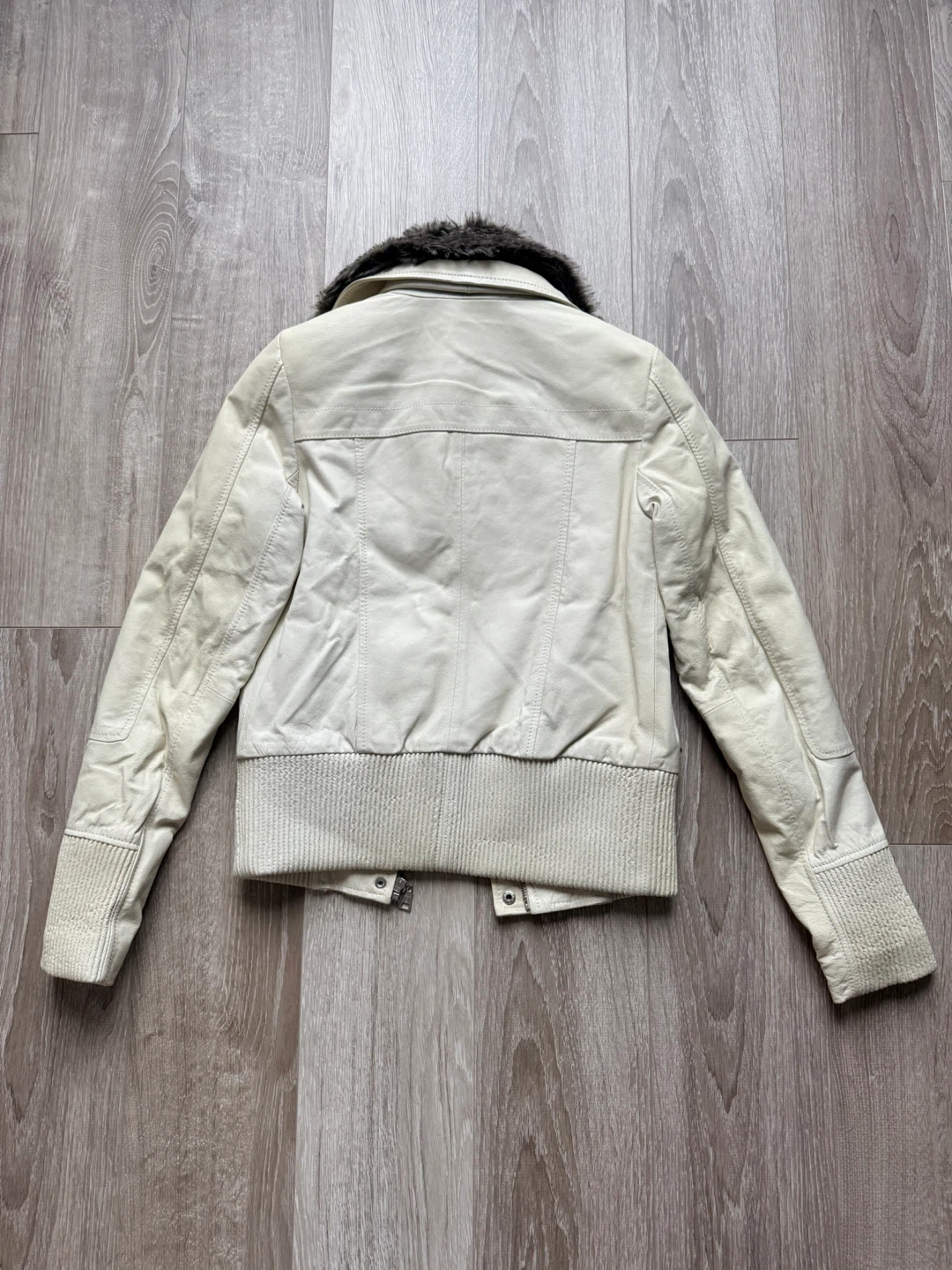 $10 Danier leather jacket - photo 2