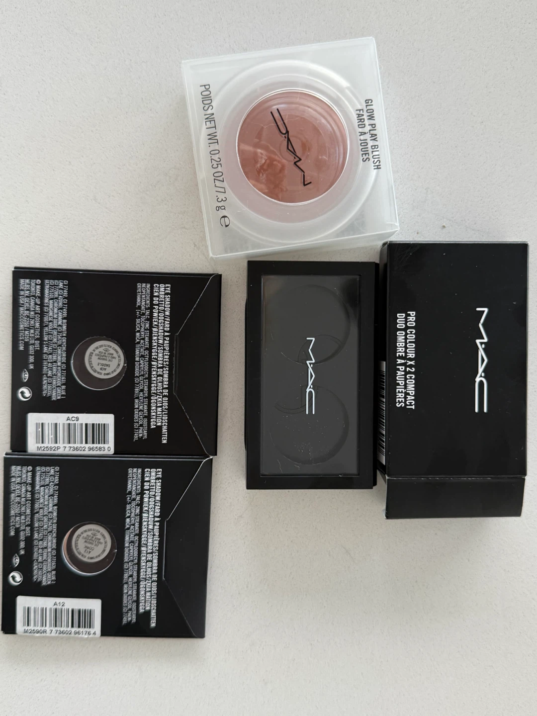 Brand New - MAC Glow Play Blush, Eyeshadows & Compact - photo 5