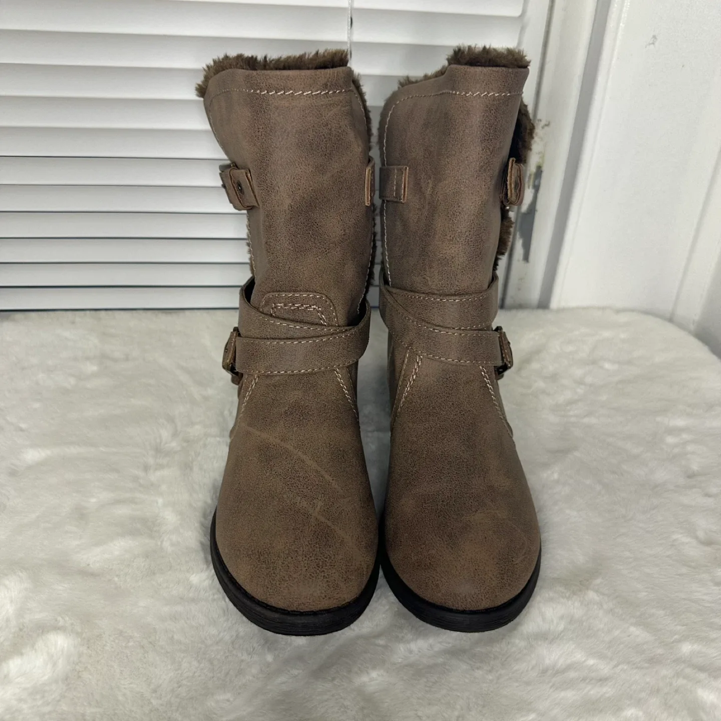 Faux Suede & Fur Winter Boots image indicator(4)