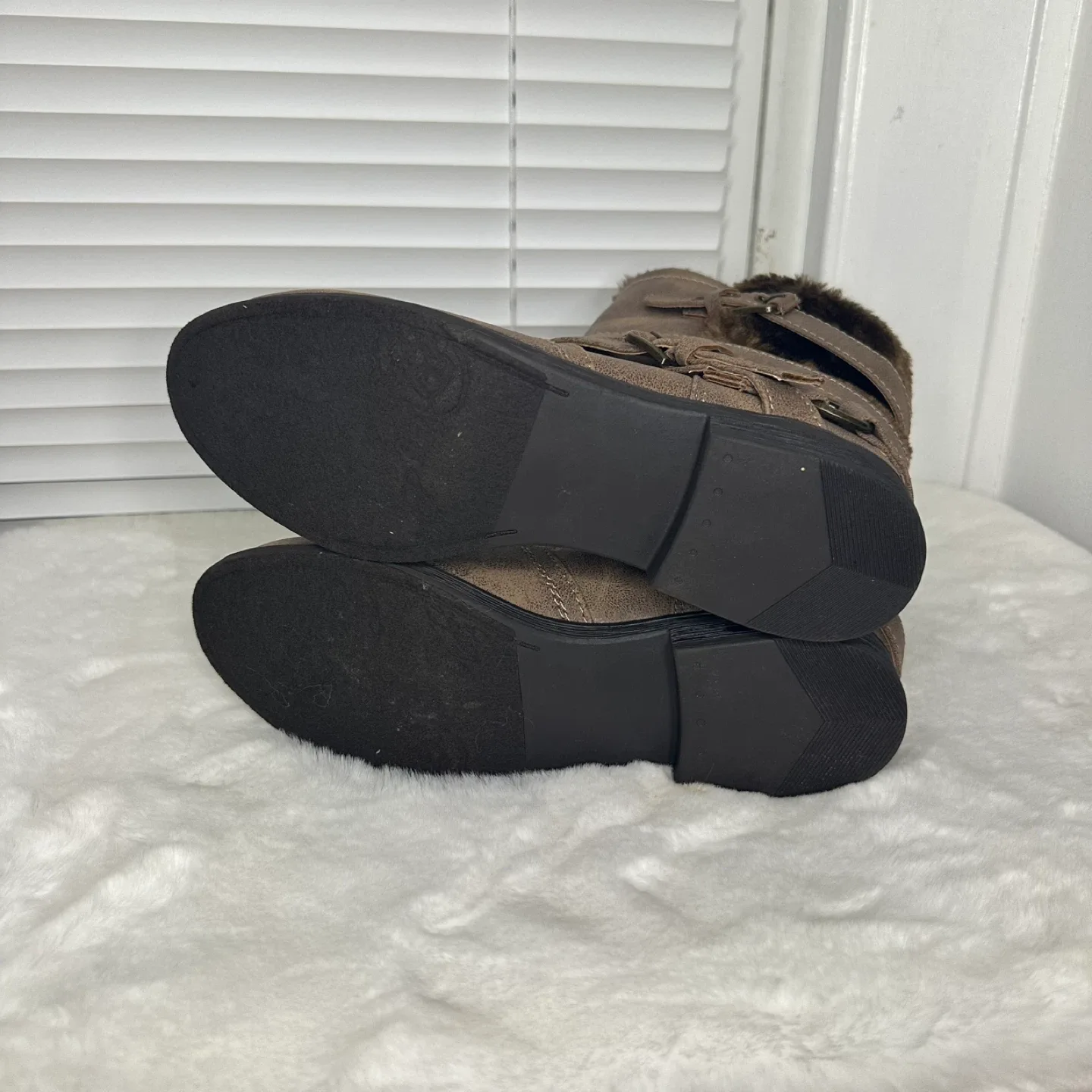 Faux Suede & Fur Winter Boots image indicator(5)