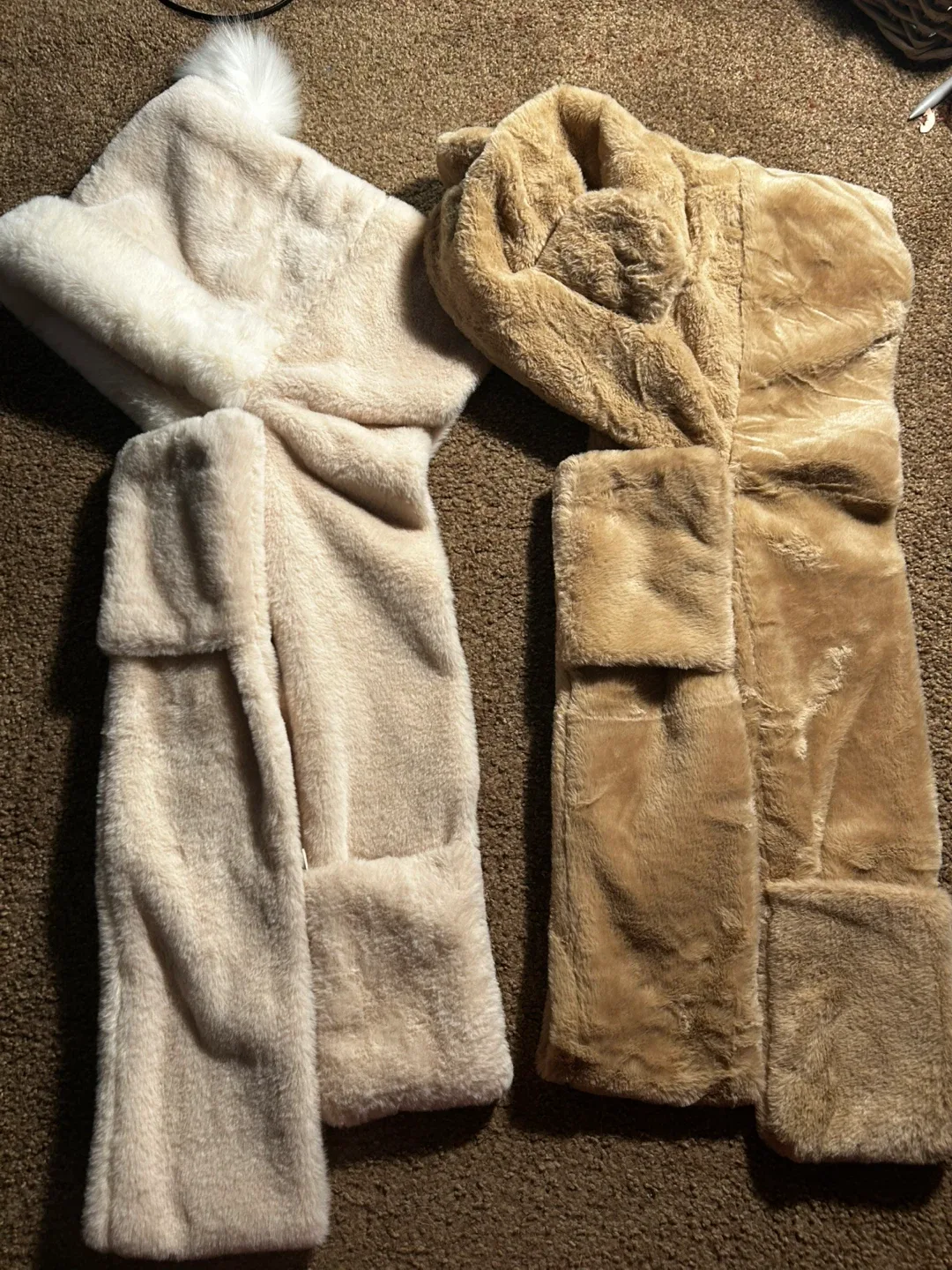 Hooded Scarf with Pockets - Beige & Brown