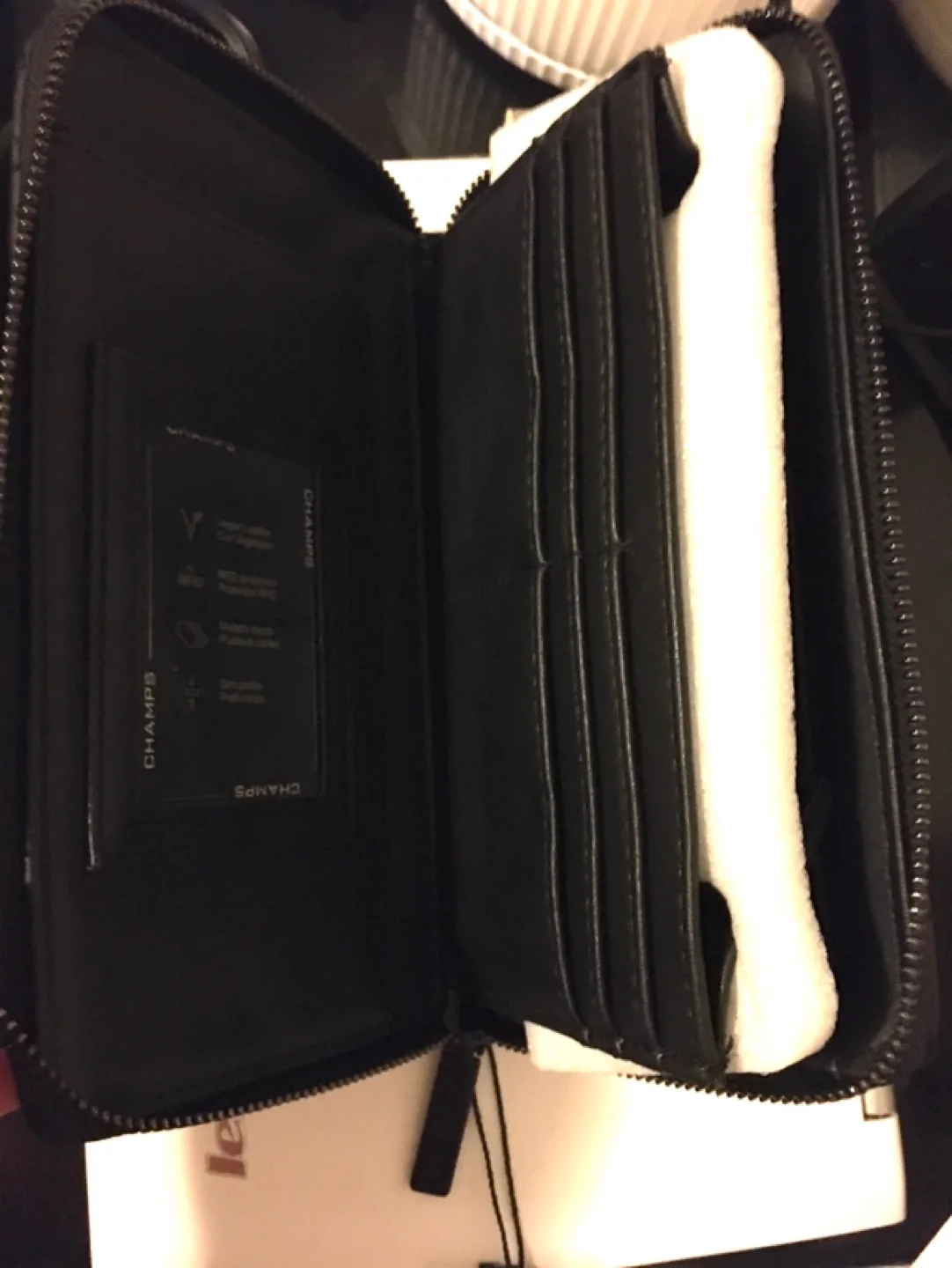 Champs Iconic Collection Black Wallet image indicator(3)