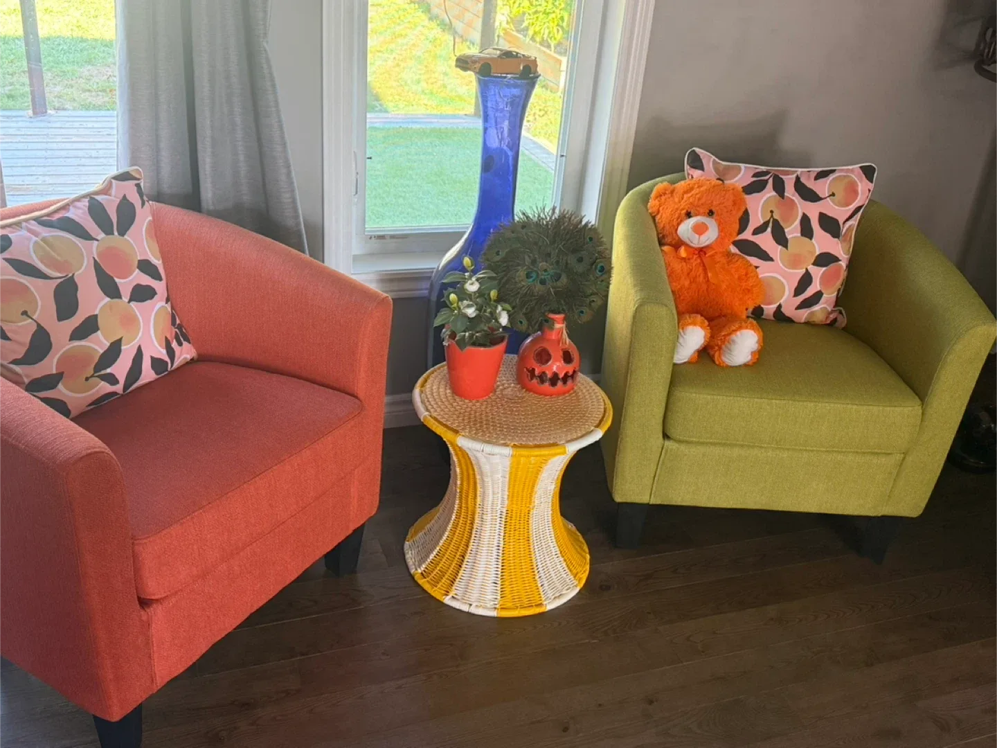 Orange Accent Chair image indicator(2)