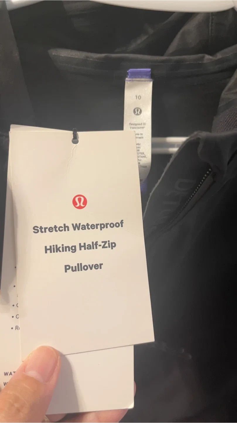 Lululemon Stretch Waterproof Hiking Half-Zip Pullover - Size 10 image indicator(4)