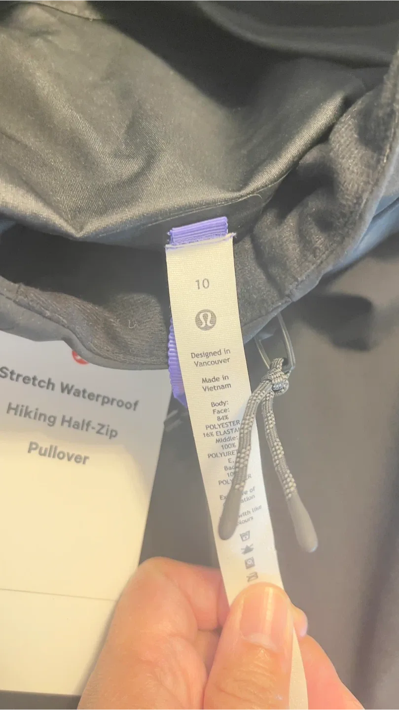 Lululemon Stretch Waterproof Hiking Half-Zip Pullover - Size 10 image indicator(5)