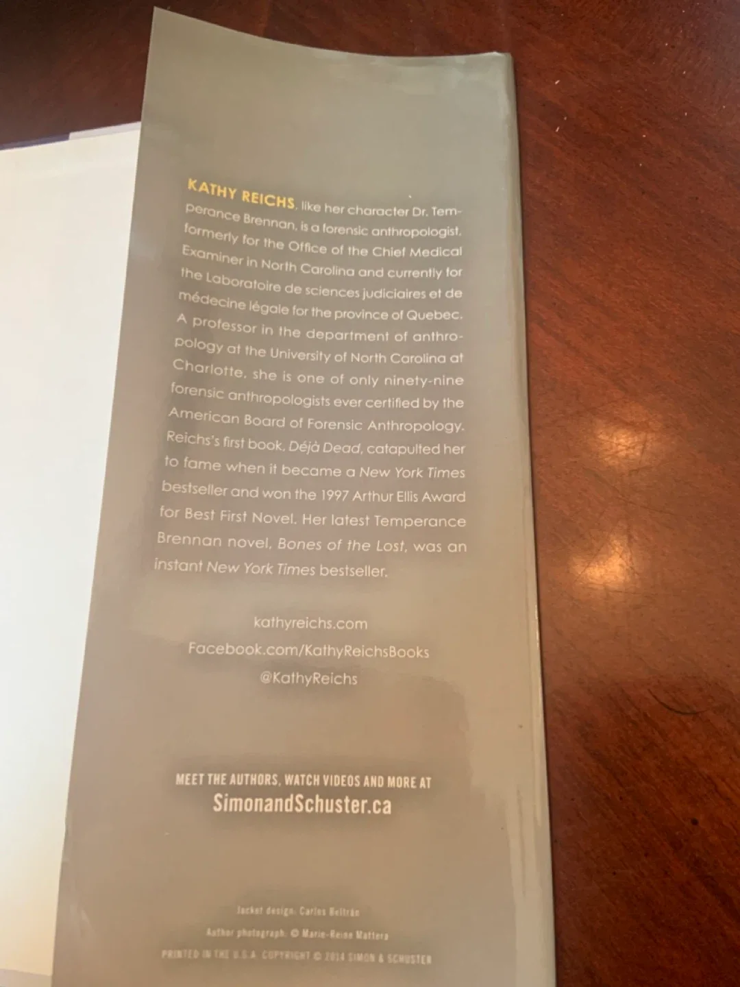 Bones Never Lie by Kathy Reichs image indicator(8)