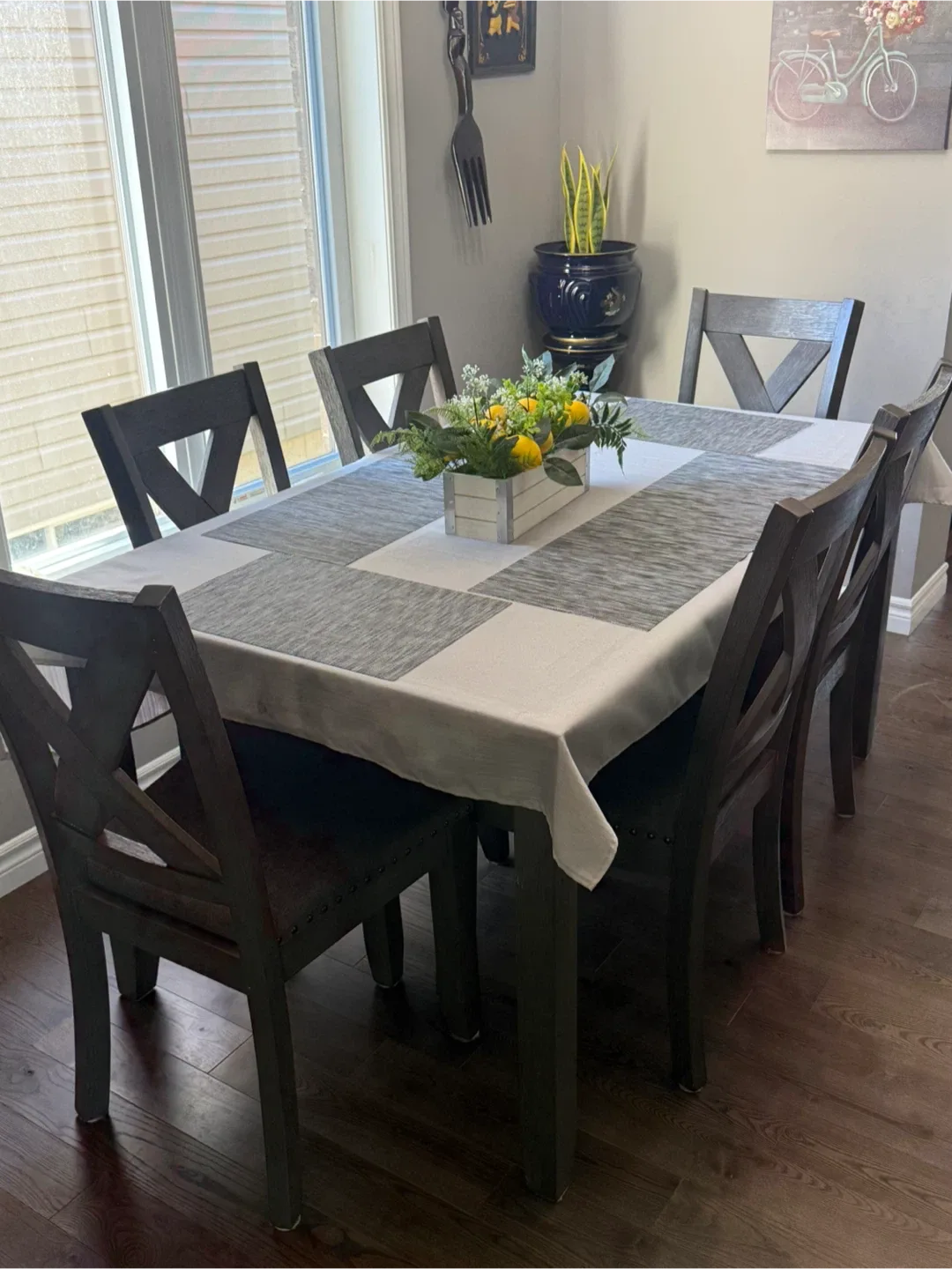 Dining Chairs - Set of 6 image indicator(2)