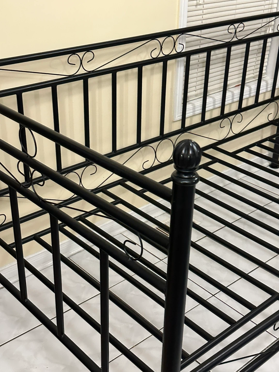 Black Metal Daybed Frame - photo 3