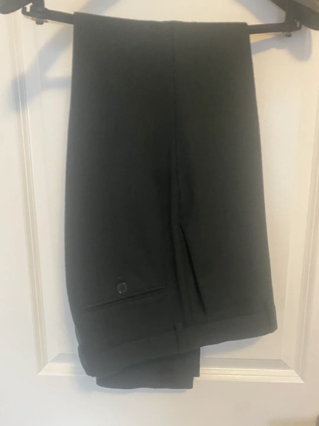 Frank + Oak Laurier Green Wool Flannel Slim Suit - Size 36 image indicator(5)