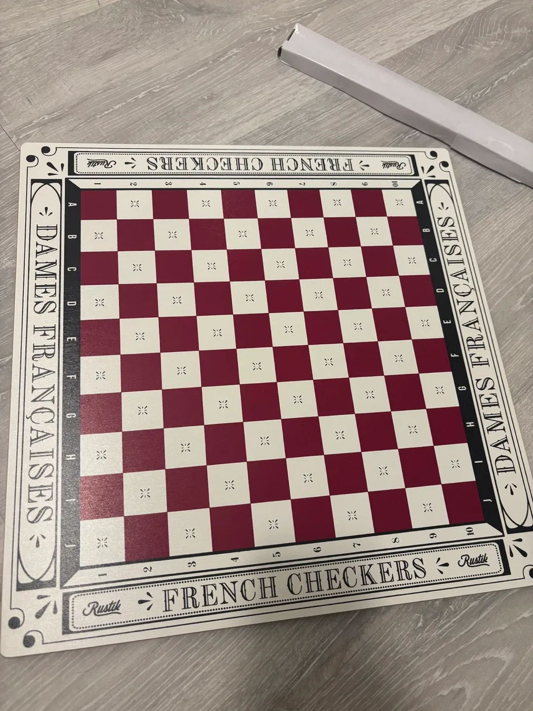 Checkers Game - board game