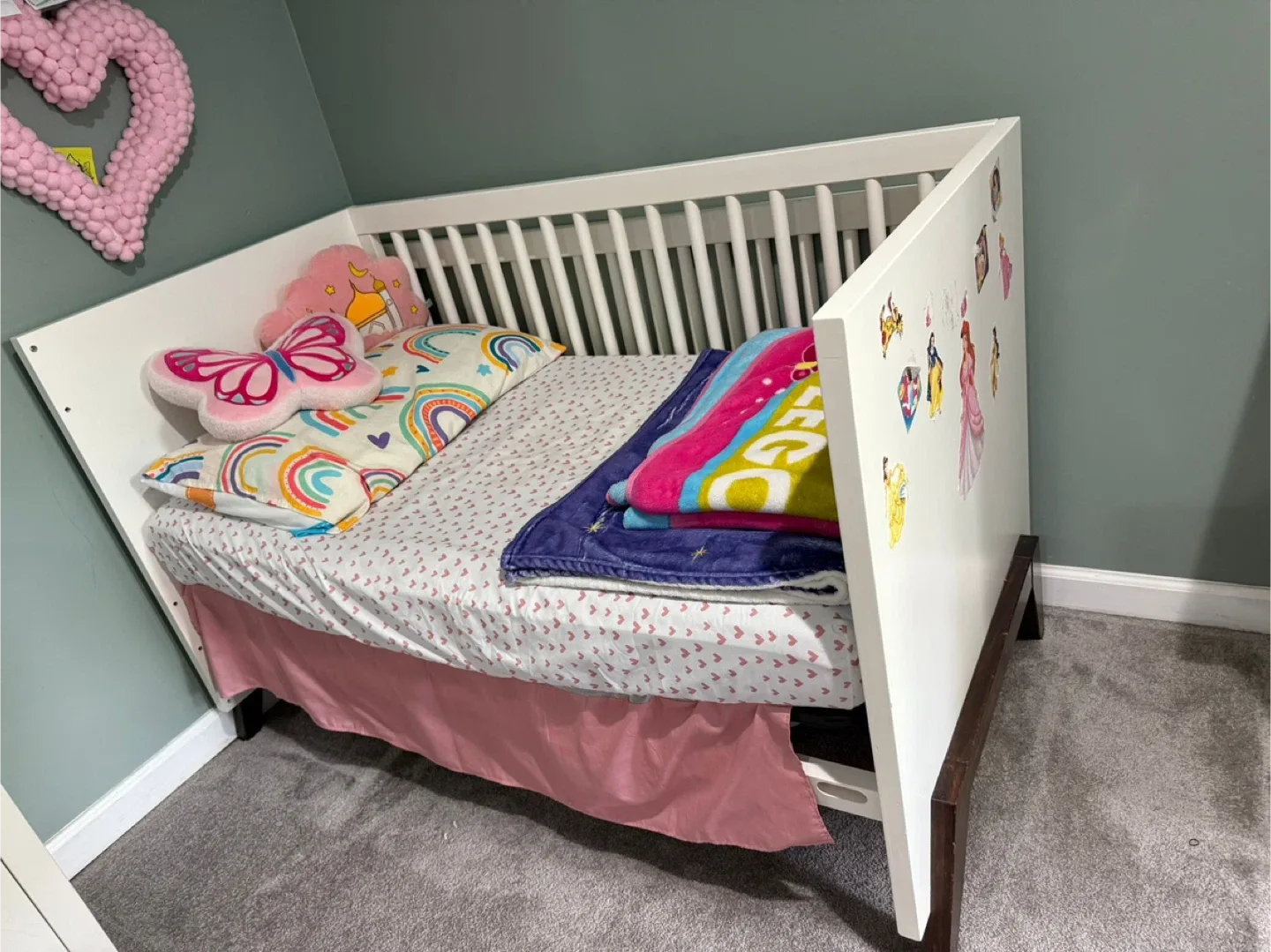 White Convertible Baby Crib image indicator(5)