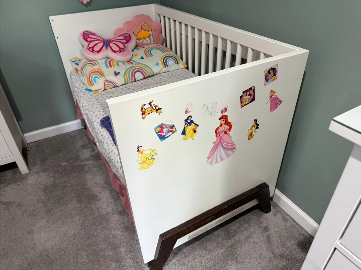 White Convertible Baby Crib image indicator(2)