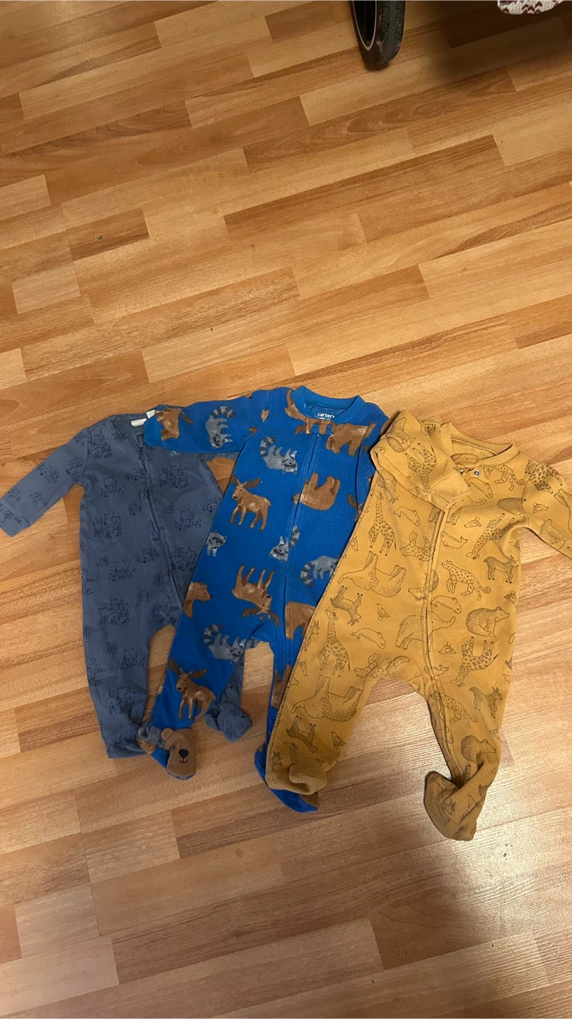 Baby Clothes Bundle - photo 3