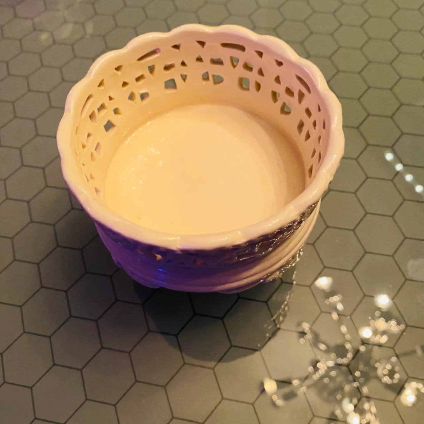 White Abbott Candle Holder image indicator(2)