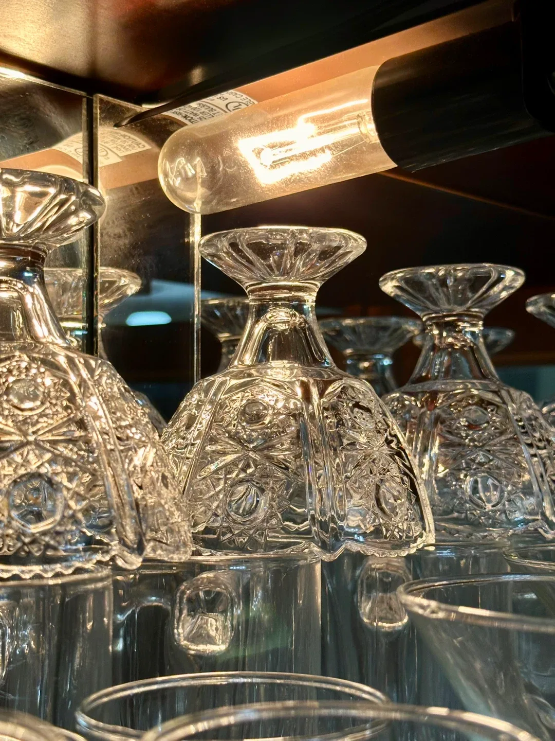 Solid wood hutch Cabinet with Glass Doors image indicator(3)