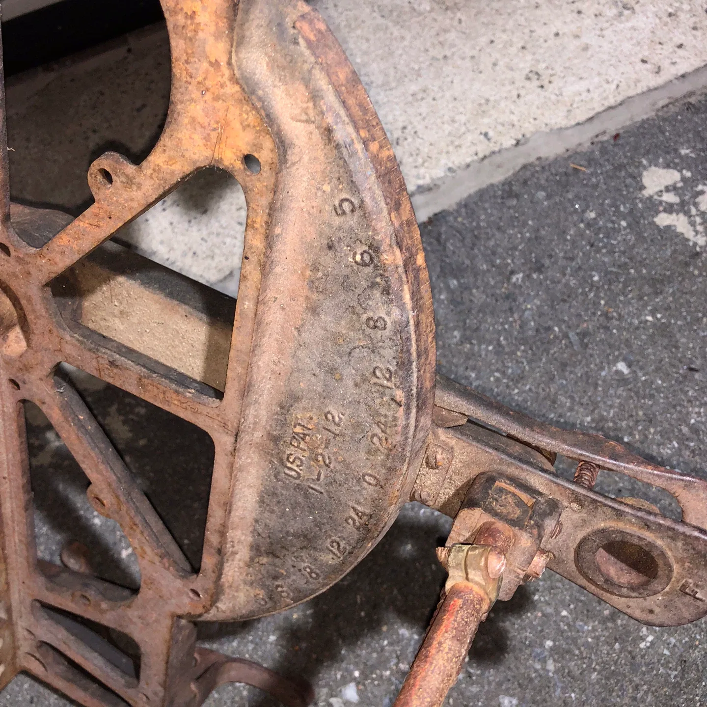 Vintage Stanley Miter Box Saw image indicator(6)