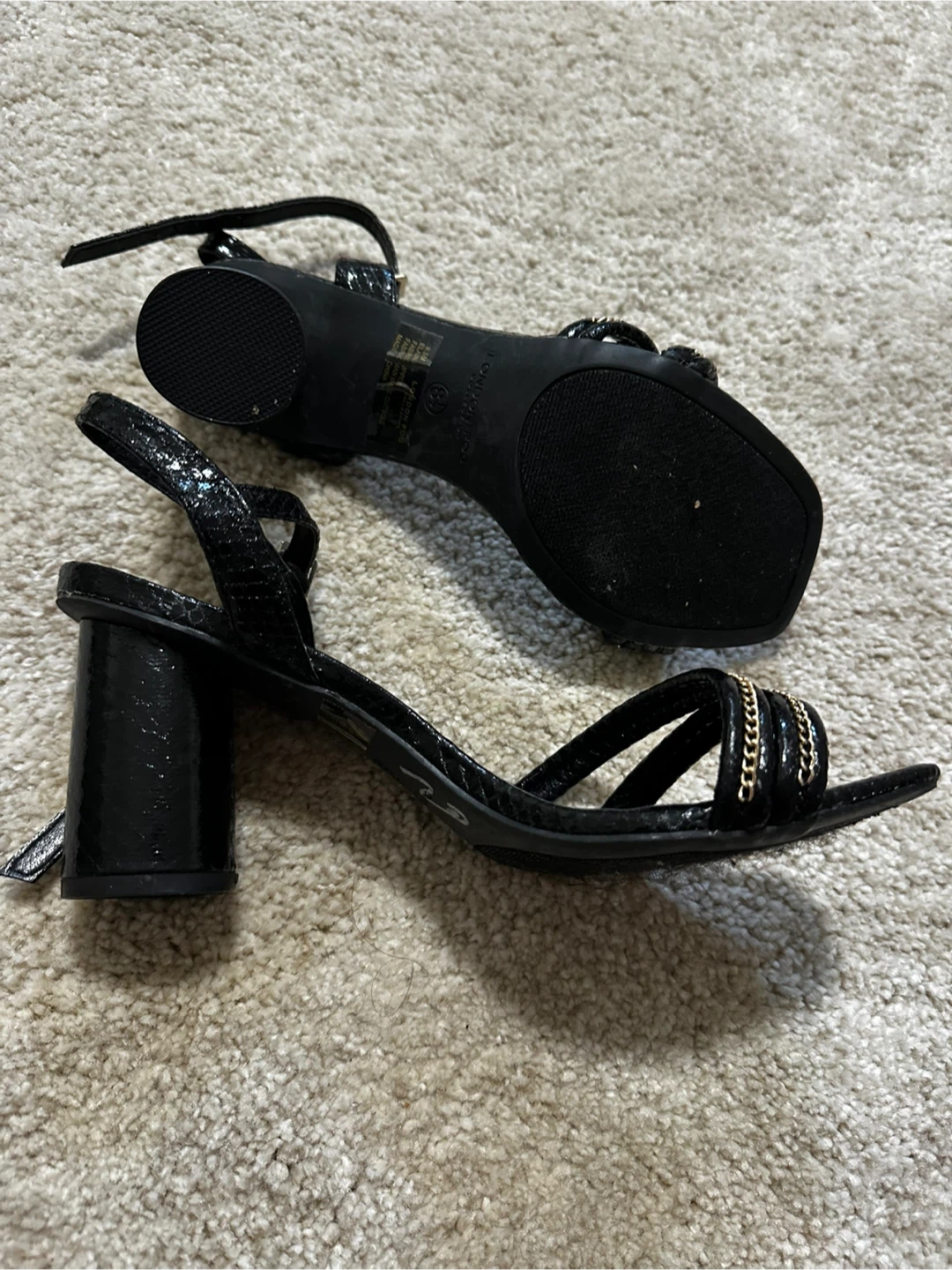 Black/Gold Heels - photo 2