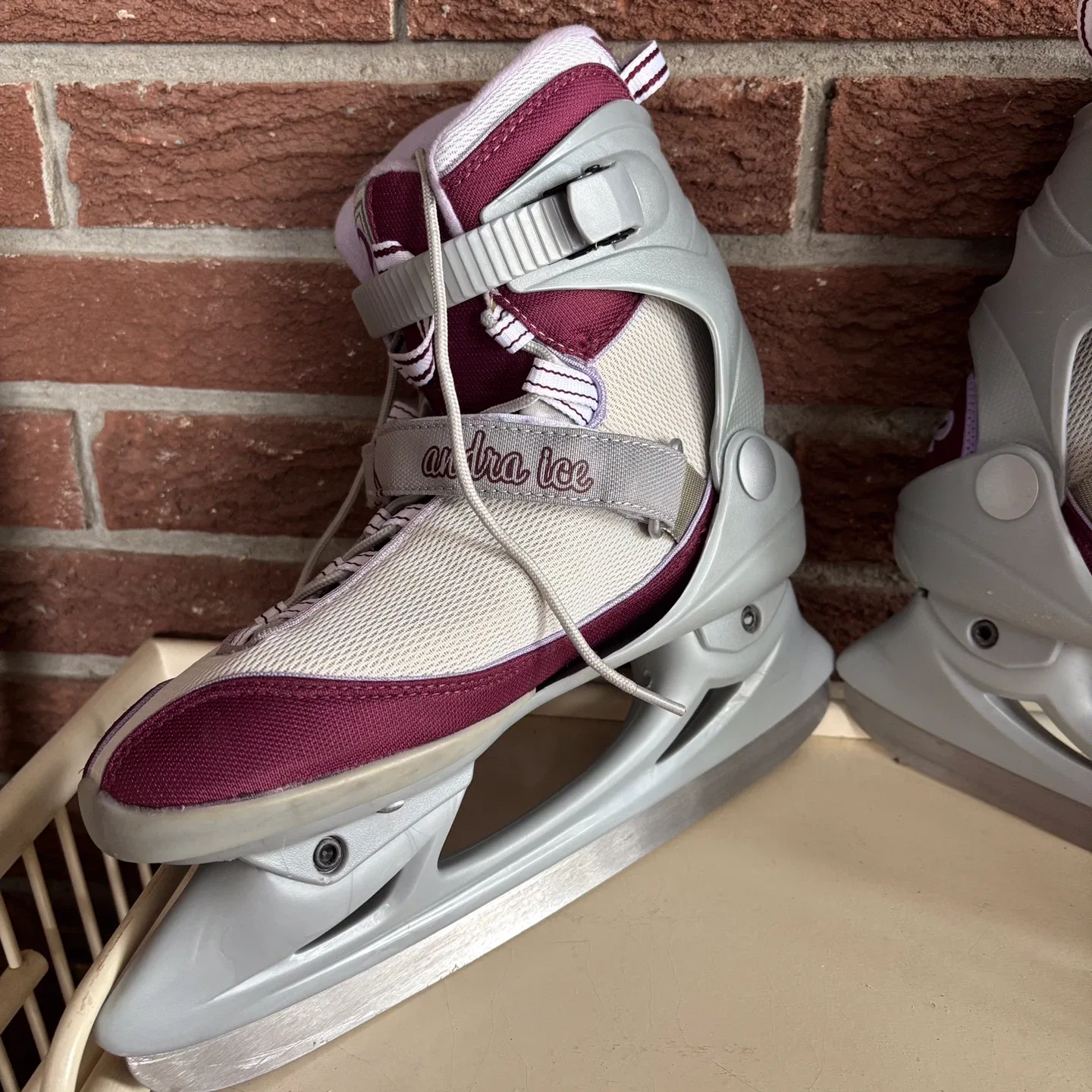 K2 Andra Ice Skates - Women's Size 9 image indicator(6)