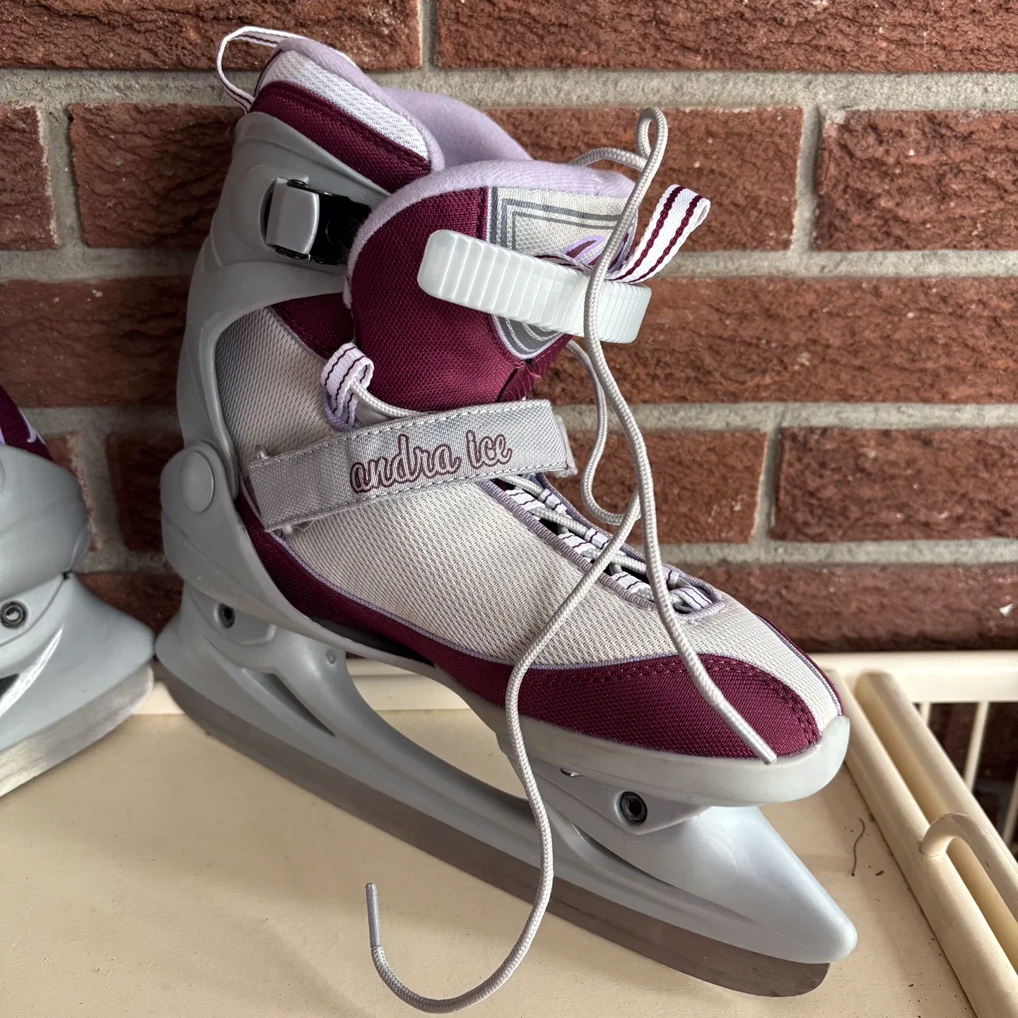 K2 Andra Ice Skates - Women's Size 9 image indicator(7)