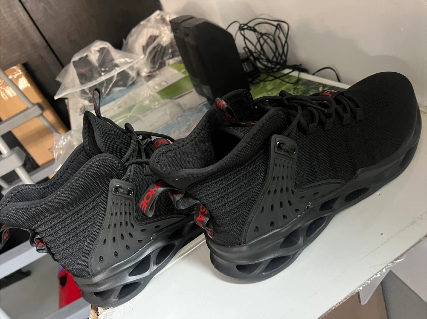 Men's Steel Toe Shoes - Black Safety Sneakers