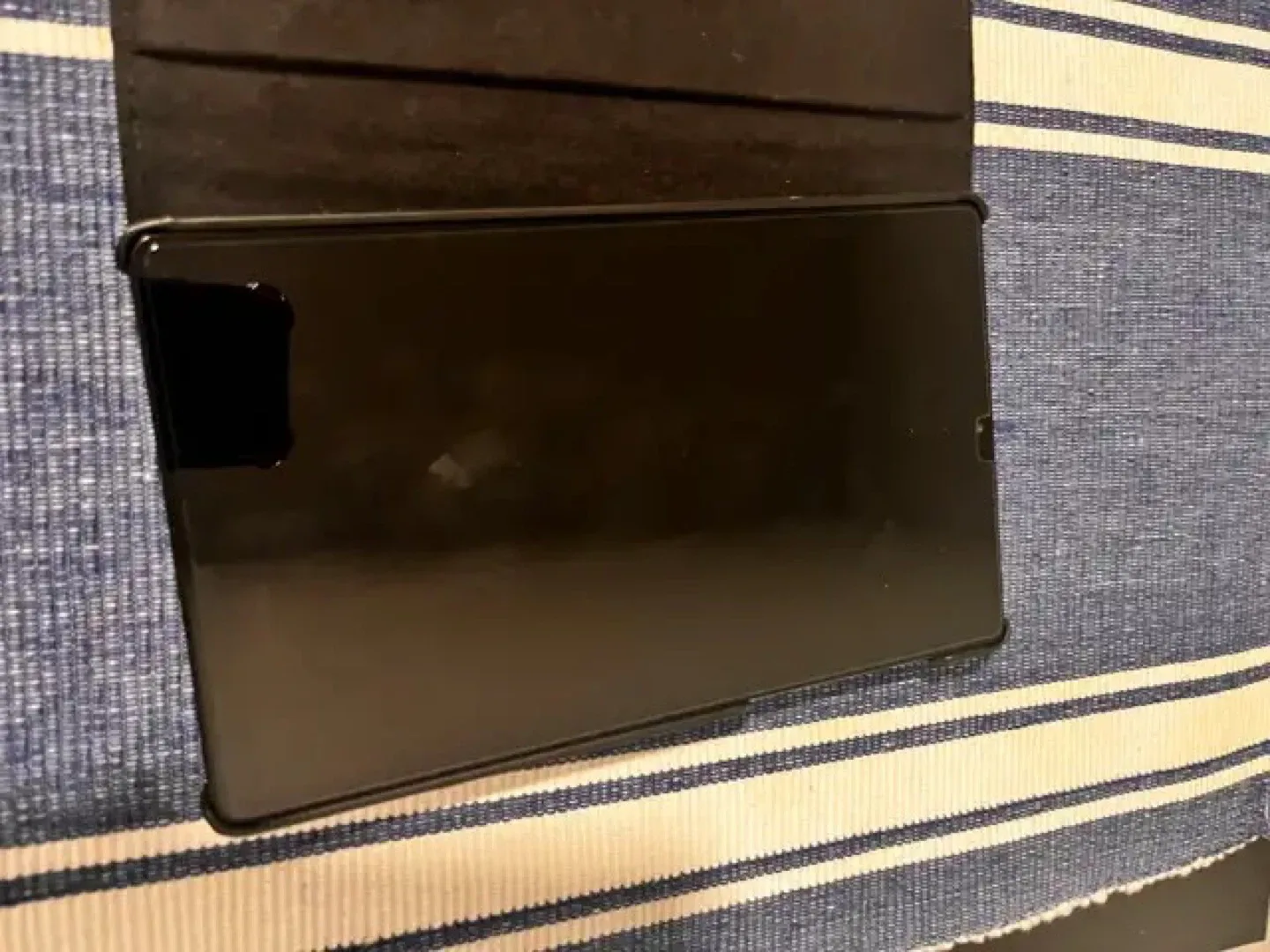 Samsung Galaxy A7 Lite image indicator(2)