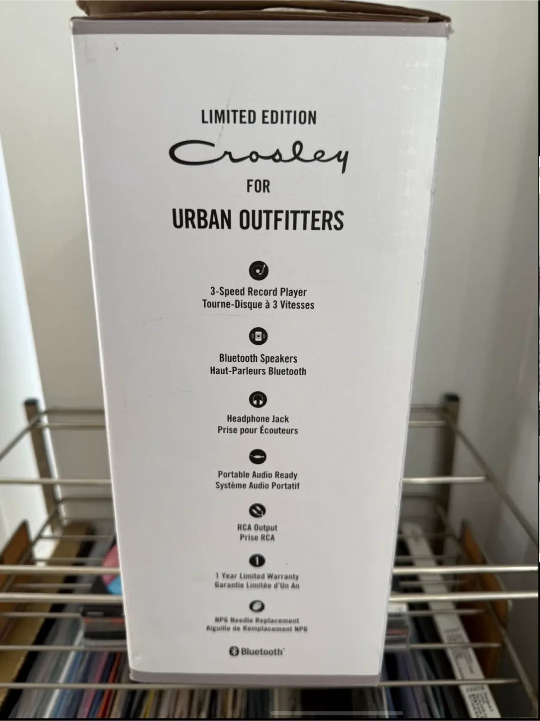 UO Crosley Cruiser Bluetooth Record Player image indicator(3)