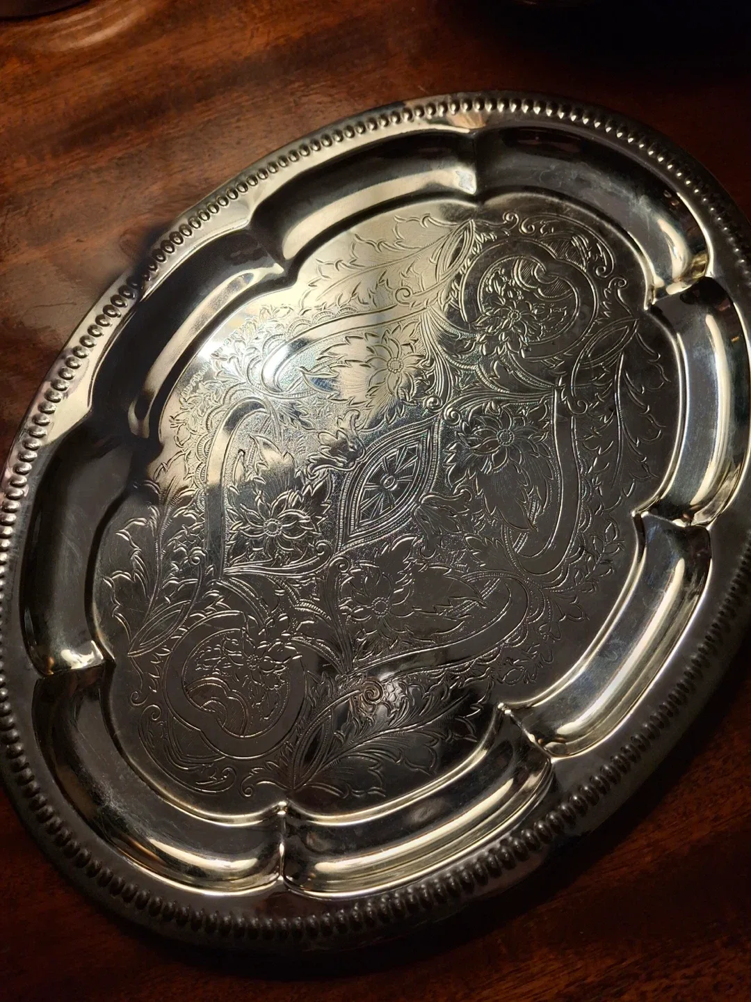Vintage silver coloured serving tray image indicator(4)