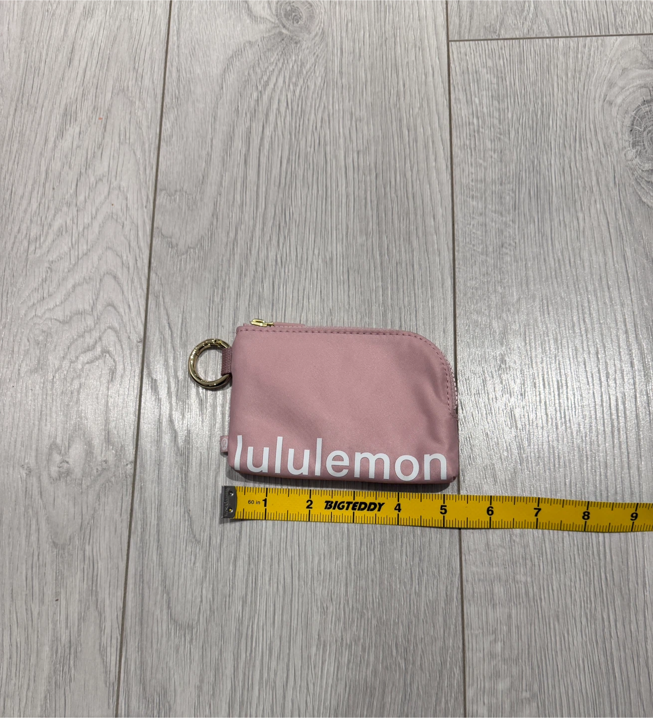 Lululemon clippable Card Pouch - photo 4