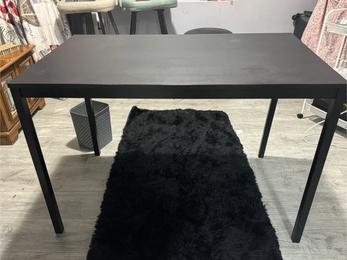 Black Table